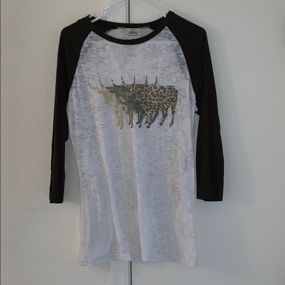 Ariat burnout longhorn baseball shirt!